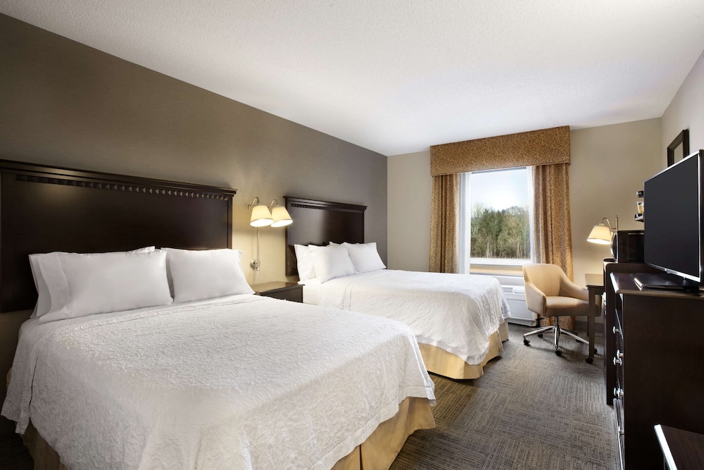 Hampton Inn & Suites Mahwah 14/60