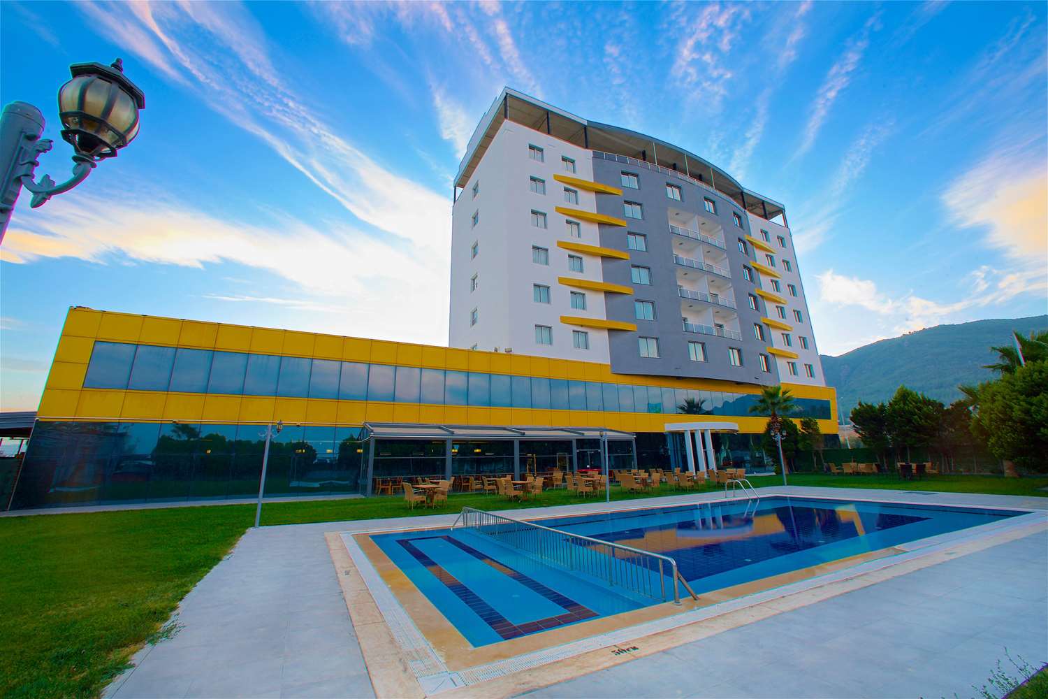Ramada Soma 2/57