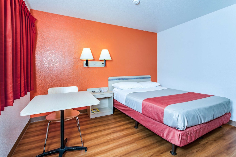 Motel6 Vacaville, CA 26/42