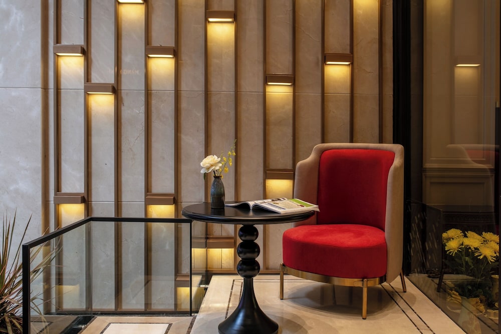 Le Premier Hotel & Rooftop Bar 29/50