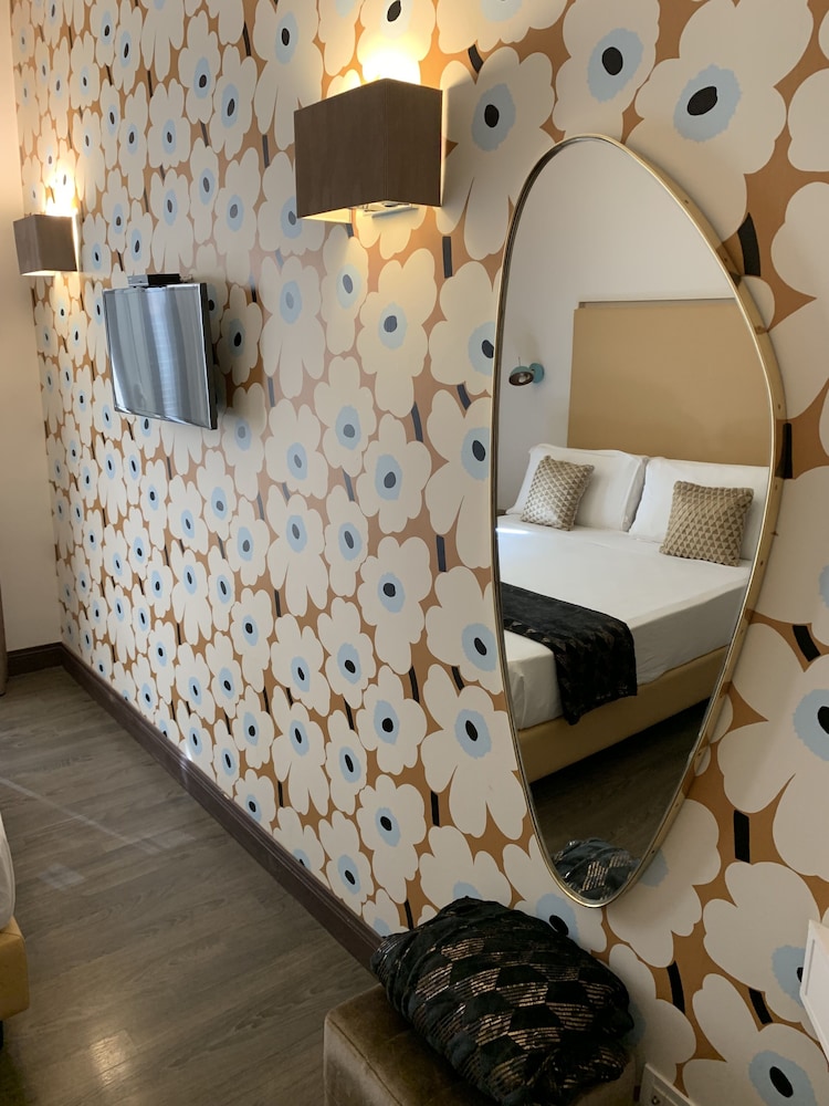 Relais Piazza Del Popolo - Luxury Rooms And Suites 26/61