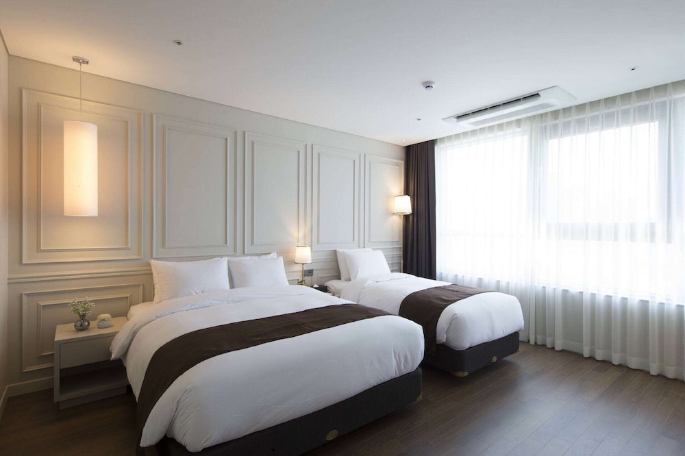 Ramada By Wyndham Daejeon 24/51