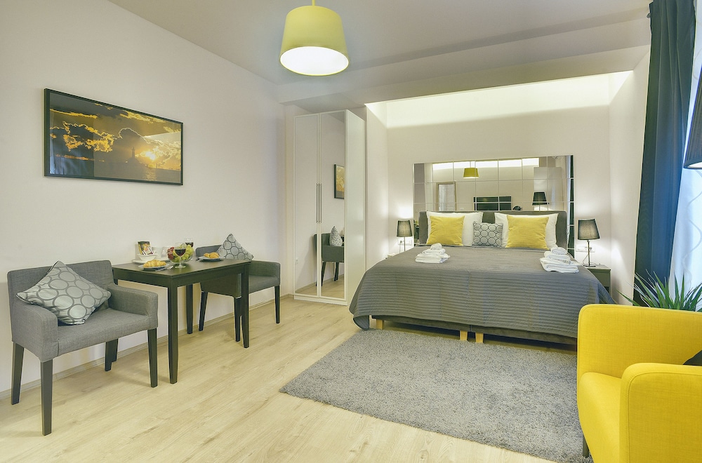 D&A Center Apartments 25/43