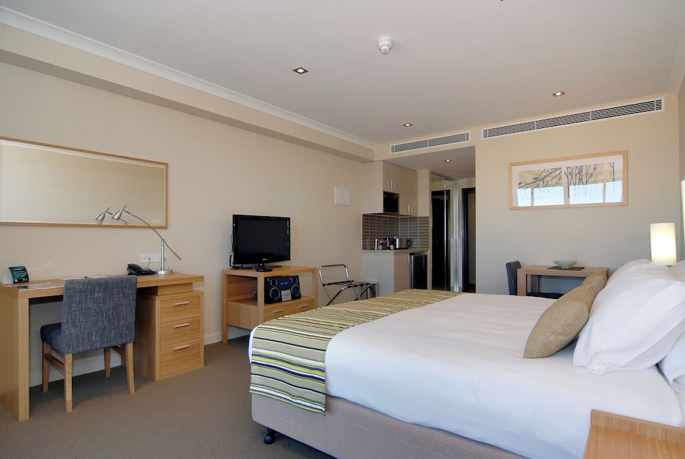 STUDIO, DOUBLE OR TWIN BED, ACCESSIBLE