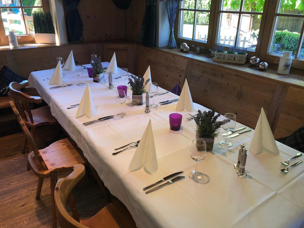 Landhotel Wirtshaus Vordergrub 24/39