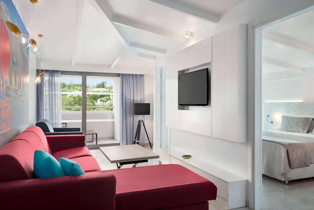TRYP by Wyndham Corfu Dassia 50/69