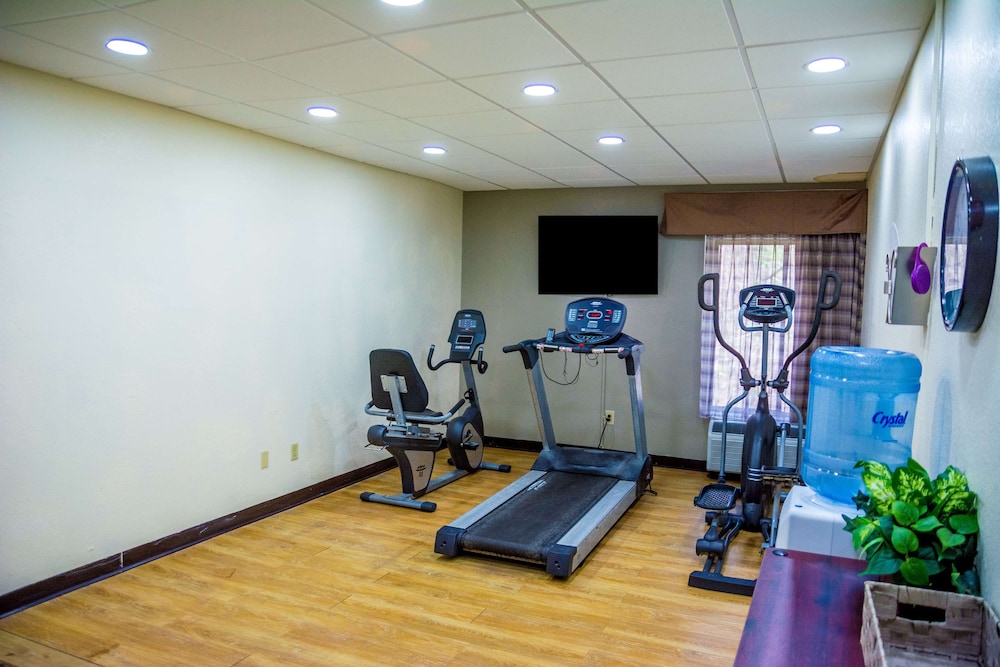 La Quinta Inn & Suites by Wyndham Fayetteville I-95 22/29