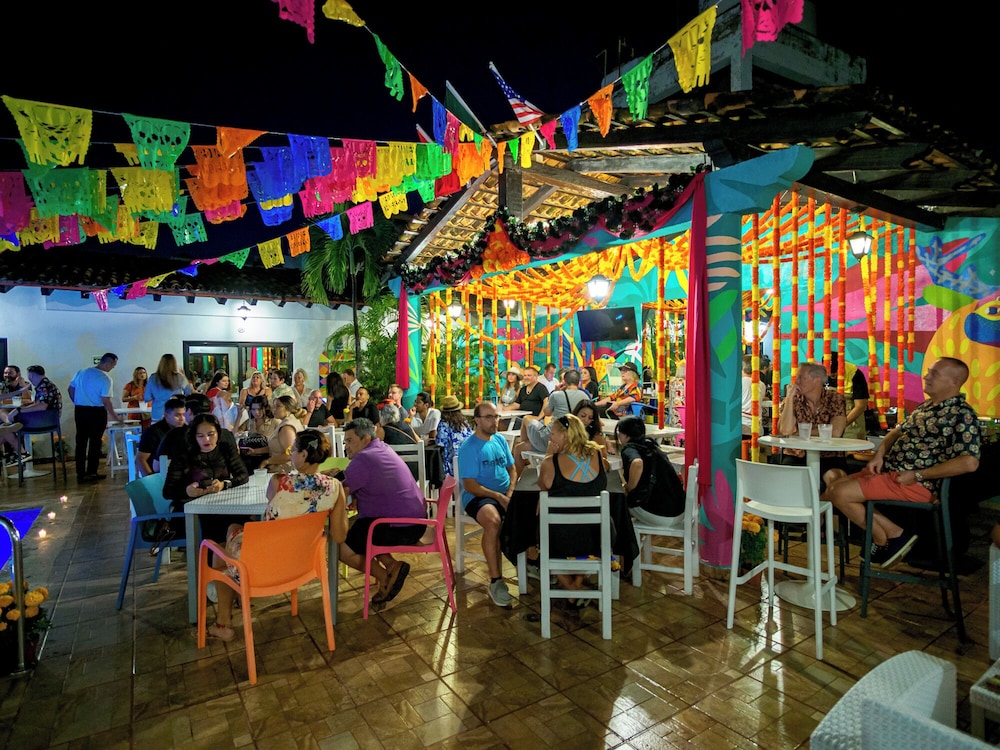 Vallarta Sun Hotel 42/50