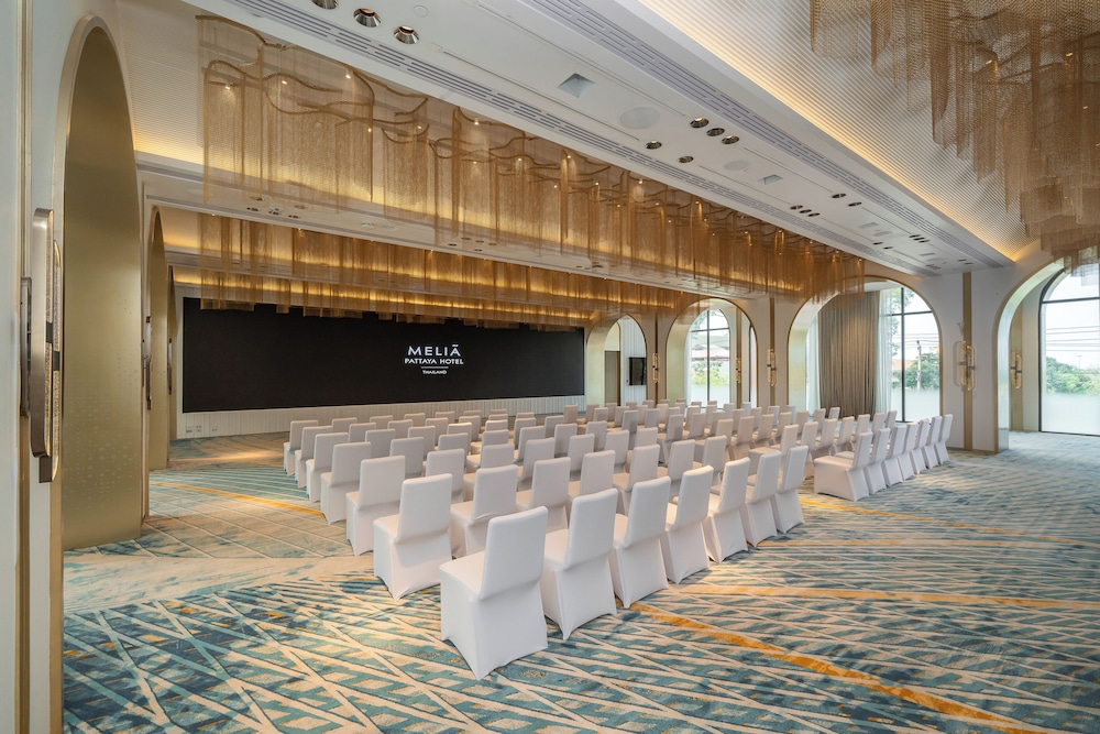 Melia Pattaya Hotel 45/59