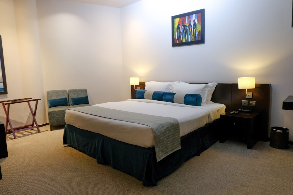 Signature Hotel Apartment Spa Marina 24/60