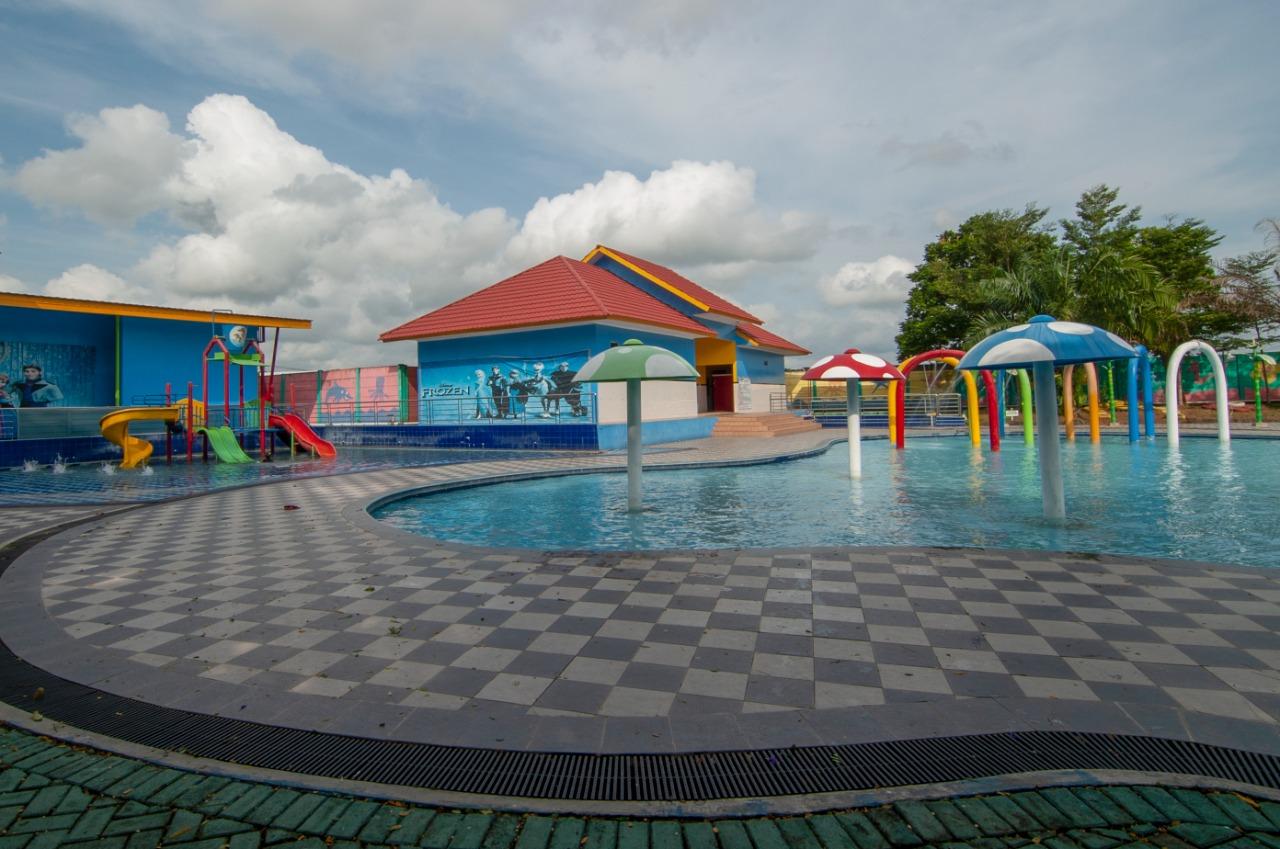 Grand Master Hotel Purwodadi 30/42