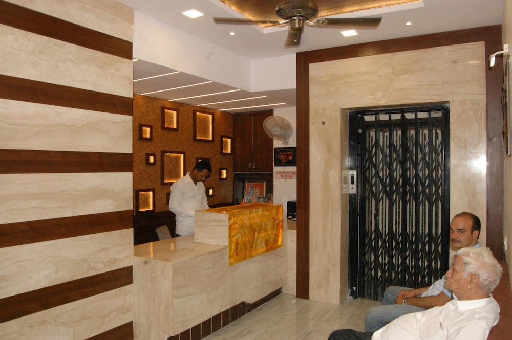 Hotel New Sunder 5/28
