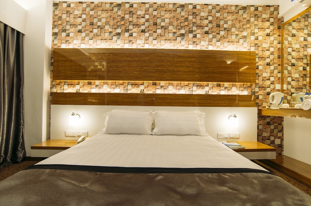 Mitc Hotel 13/65