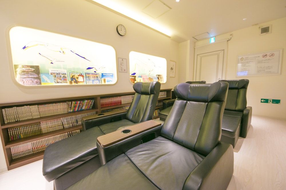 Spa &amp; Capsule Hotel GrandPark-Inn Kitasenju - Caters to Men 32/50