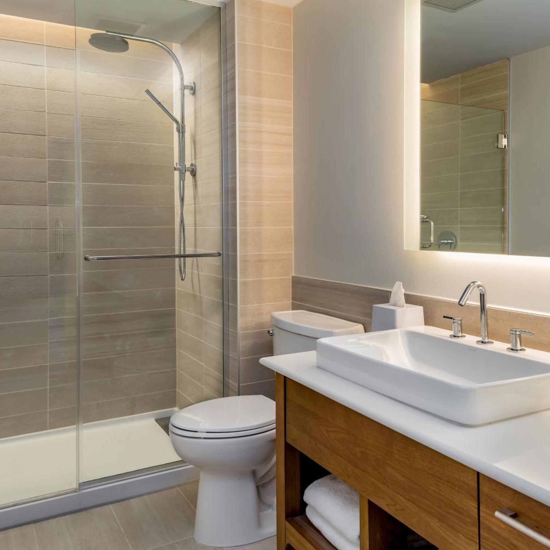 1 Bedroom, Executive, Suite, King Bed, Sofa, Corner, Element Bend 5/6