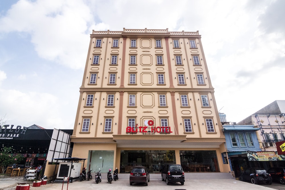 Blitz Hotel Batam Centre 2/37