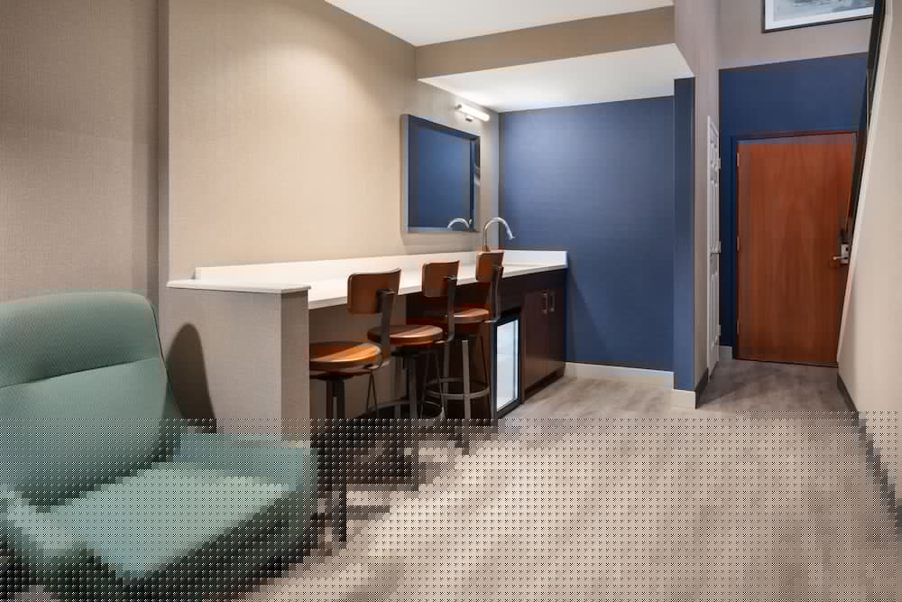 Four Points By Sheraton Hotel Suites San Francisco Airport 30/33