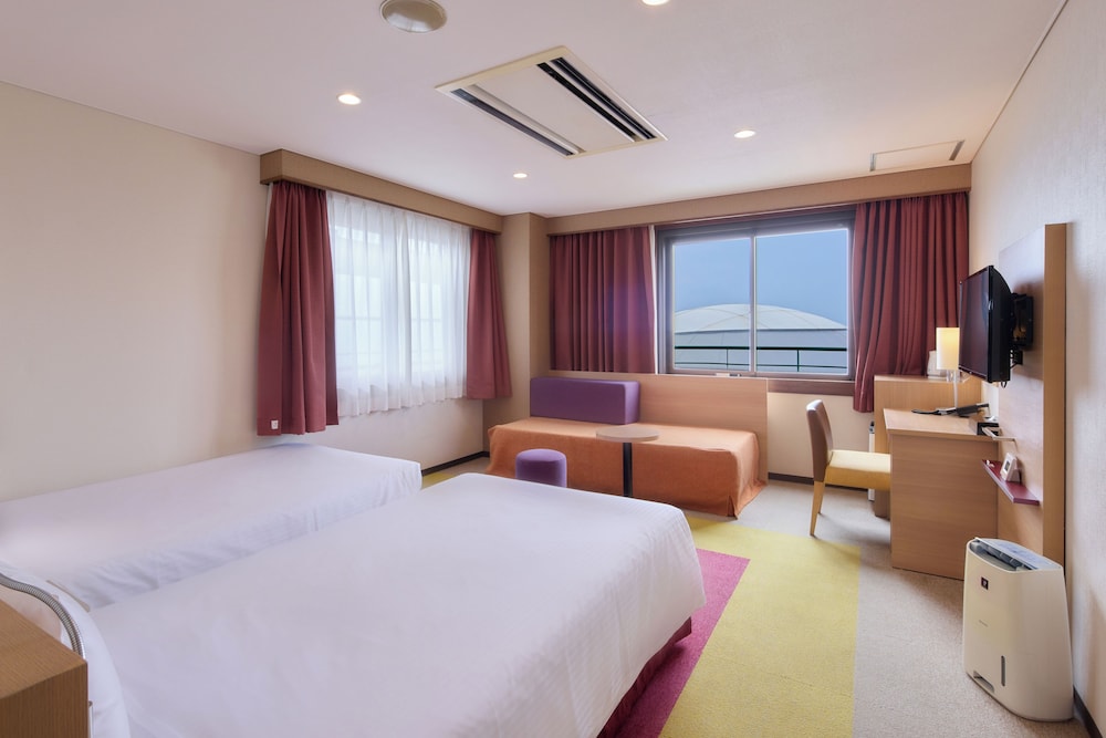 Hotel Yugaf Inn Okinawa 25/67
