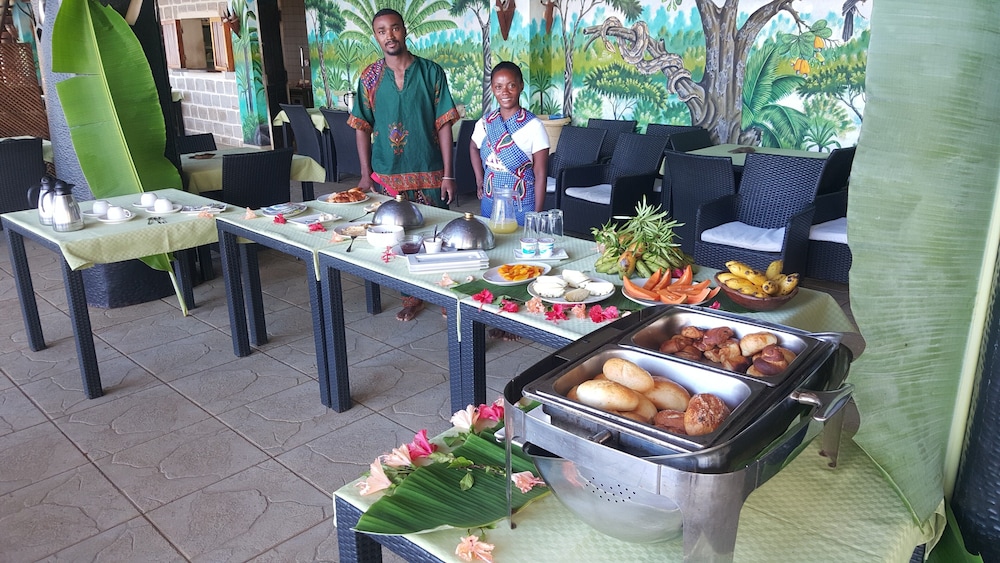 Anjiamarango Beach Resort 24/47