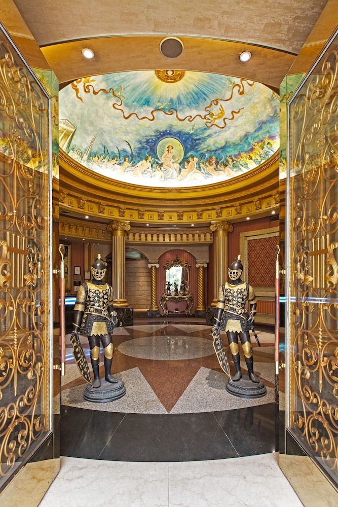 King of France Palace Hotel 2/18