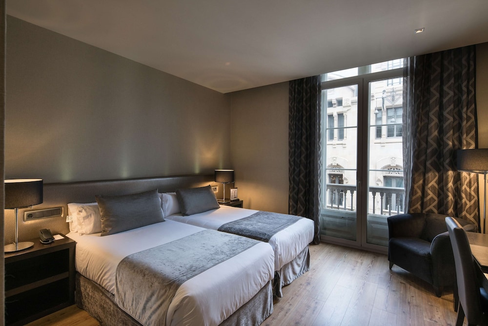 ROOM, DOUBLE BED, BALCONY