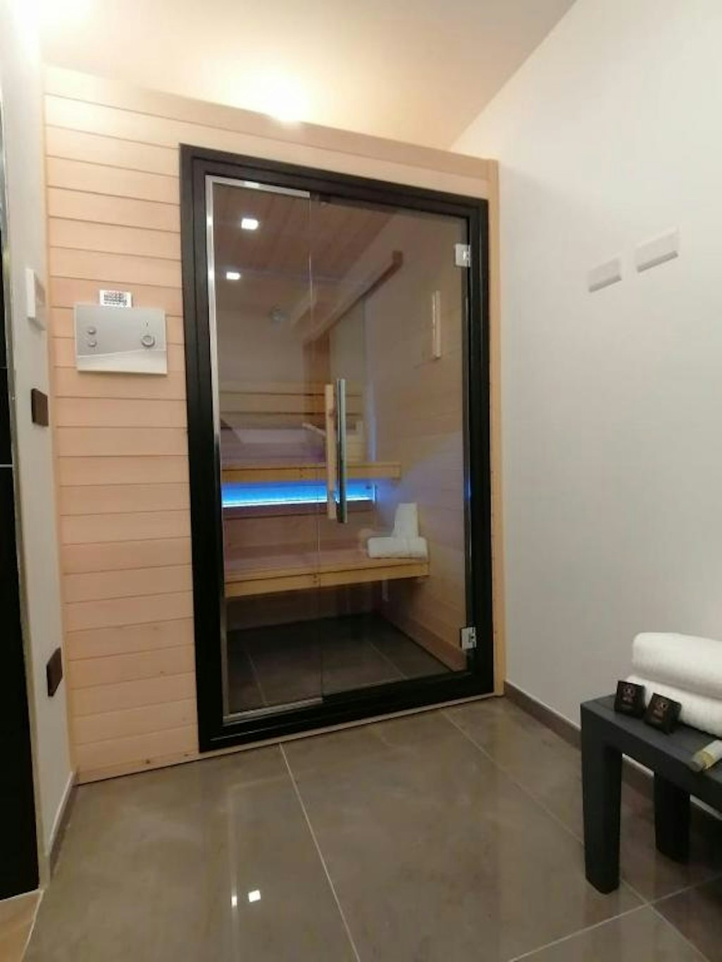 Hotel XBusiness 43/47