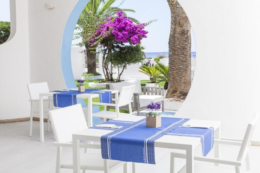 Sud Beach Hotel 34/53