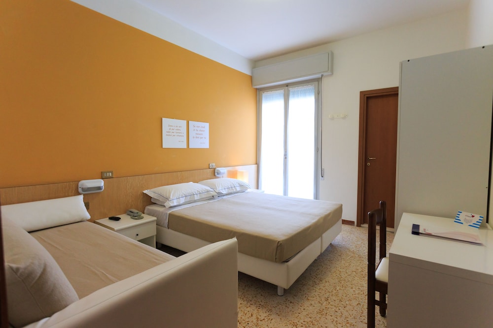 Standard, Quadruple, Double and Bunk Bed, Mini Hotel 5/6