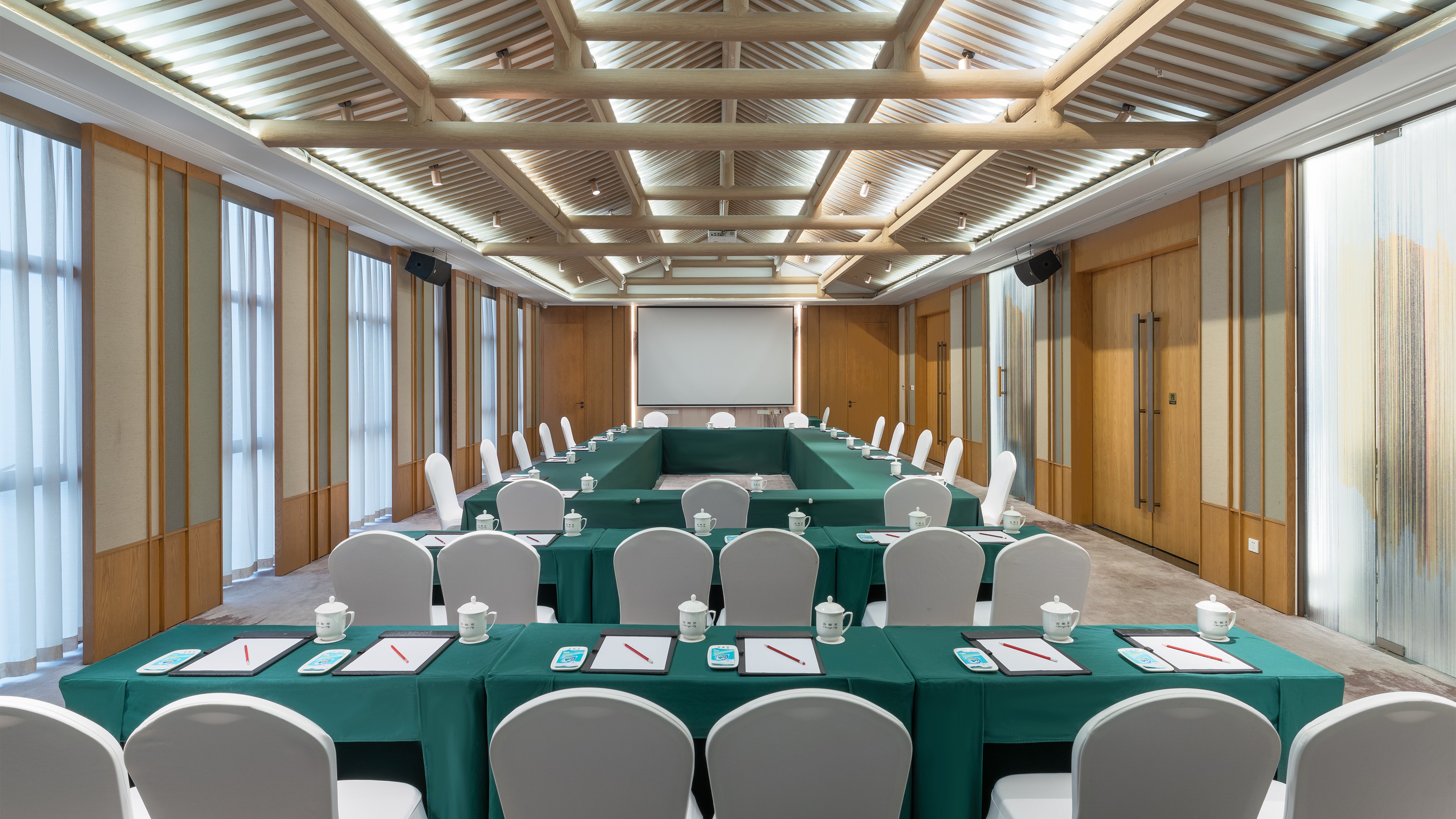 Holiday Inn Express Pingchang 41/48