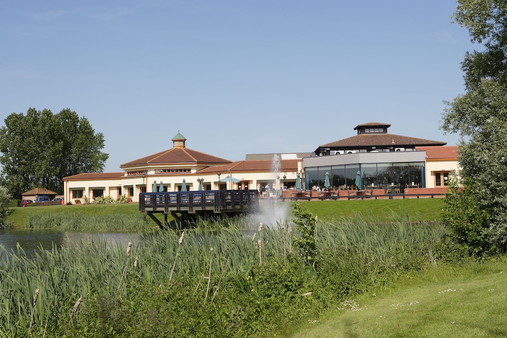 The Waterfront Hotel Spa & Golf 2/38