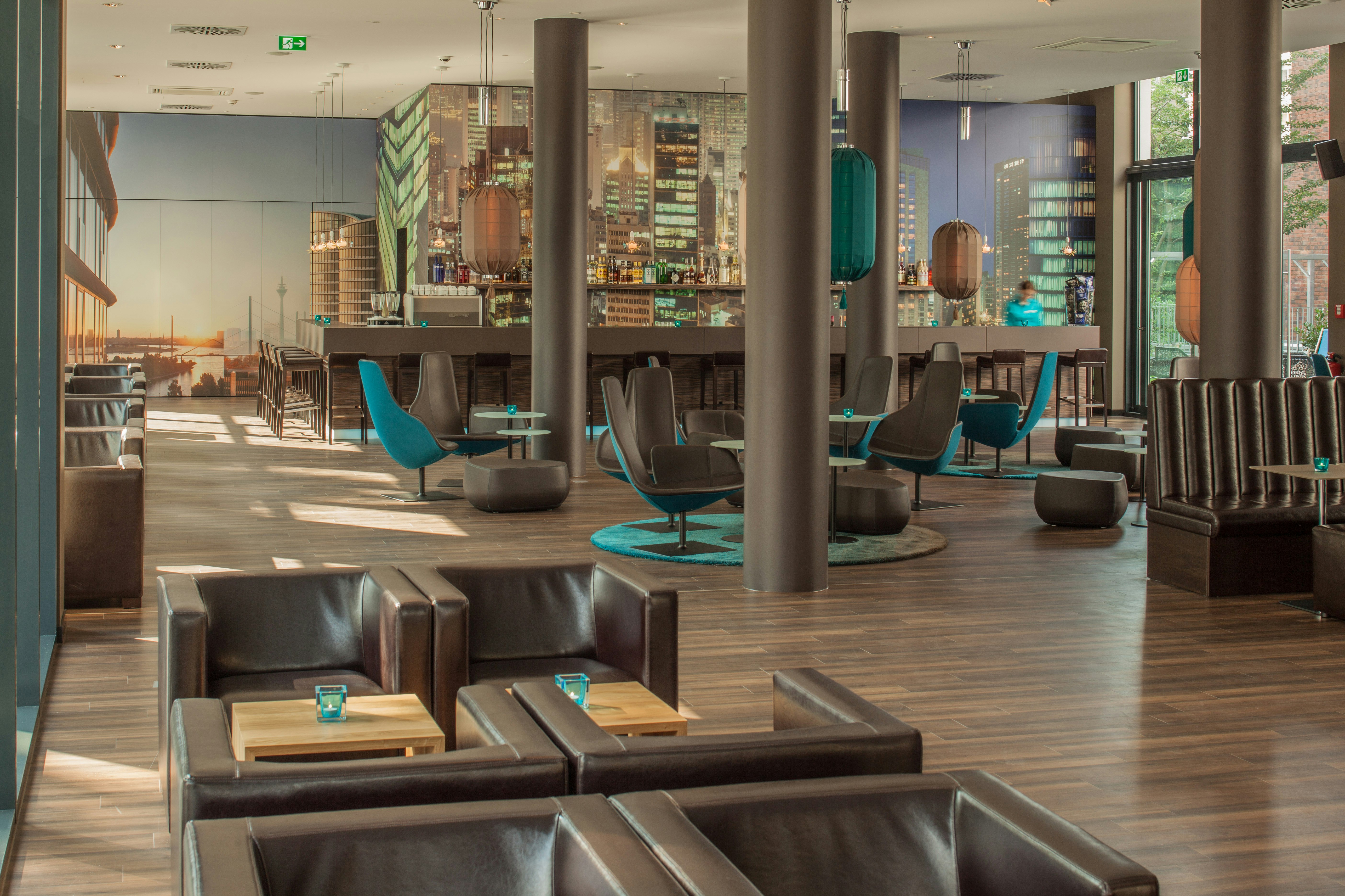 Hotel Motel One Dusseldorf-Hauptbahnhof 20/36