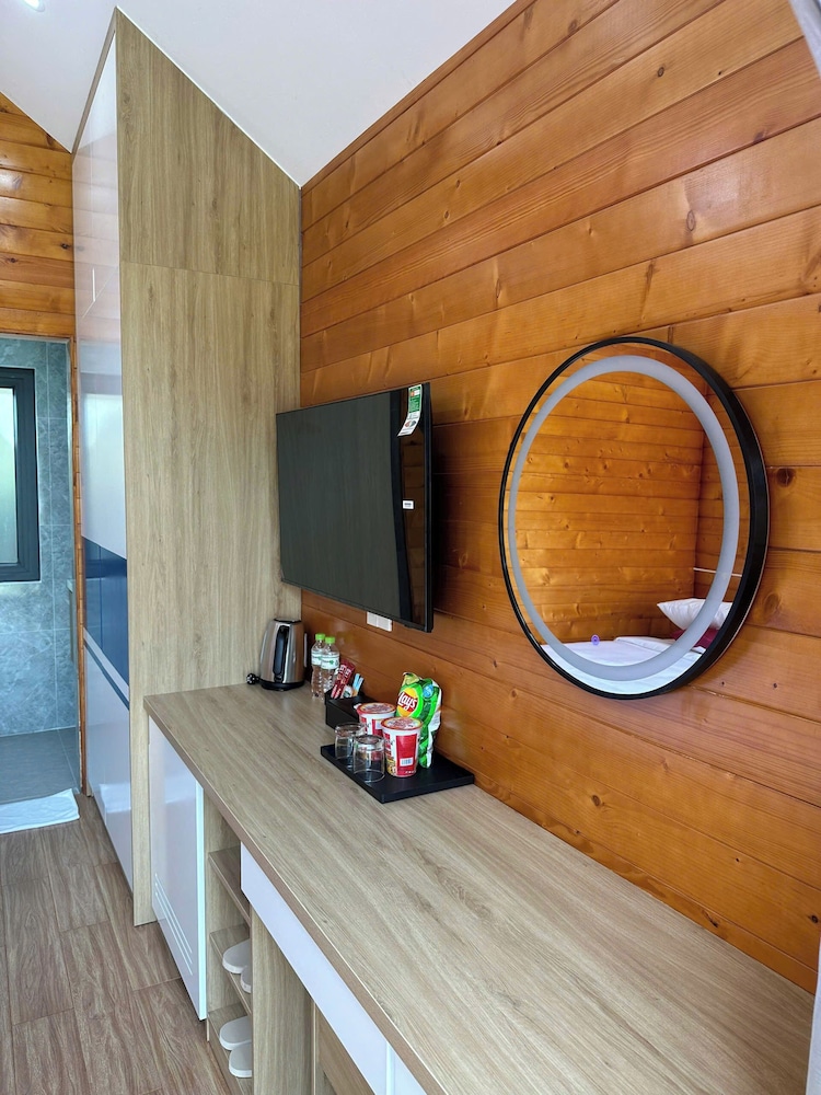 SV Boutique Resort 12/71