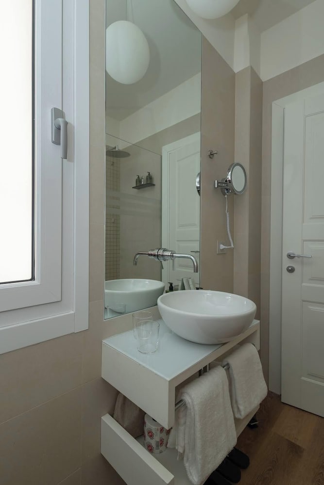 Splendide Riviera Boutique Art Hotel 49/50