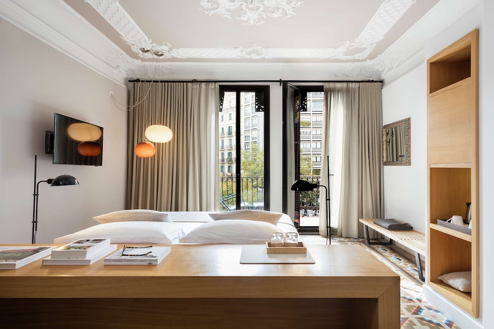 Alexandra Barcelona Hotel Curio Collection By Hilton 41/90