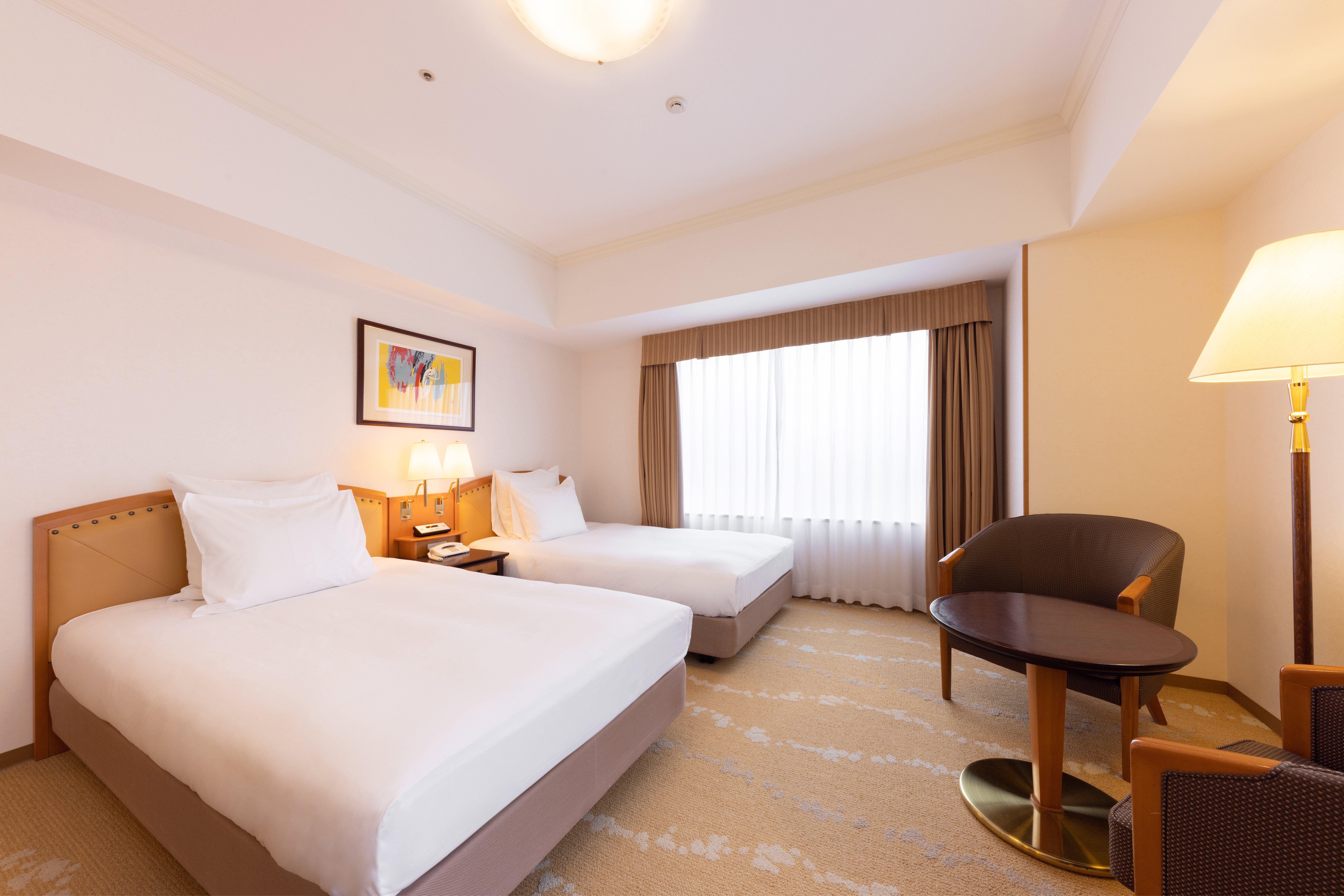 غرفة بريميوم بسريرين منفصلين في طابق مرتفع، Ana Crowne Plaza Hotel Toyama 4/5