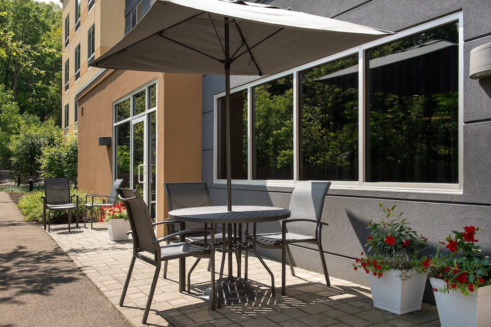 Fairfield Inn & Suites Ithaca 29/43