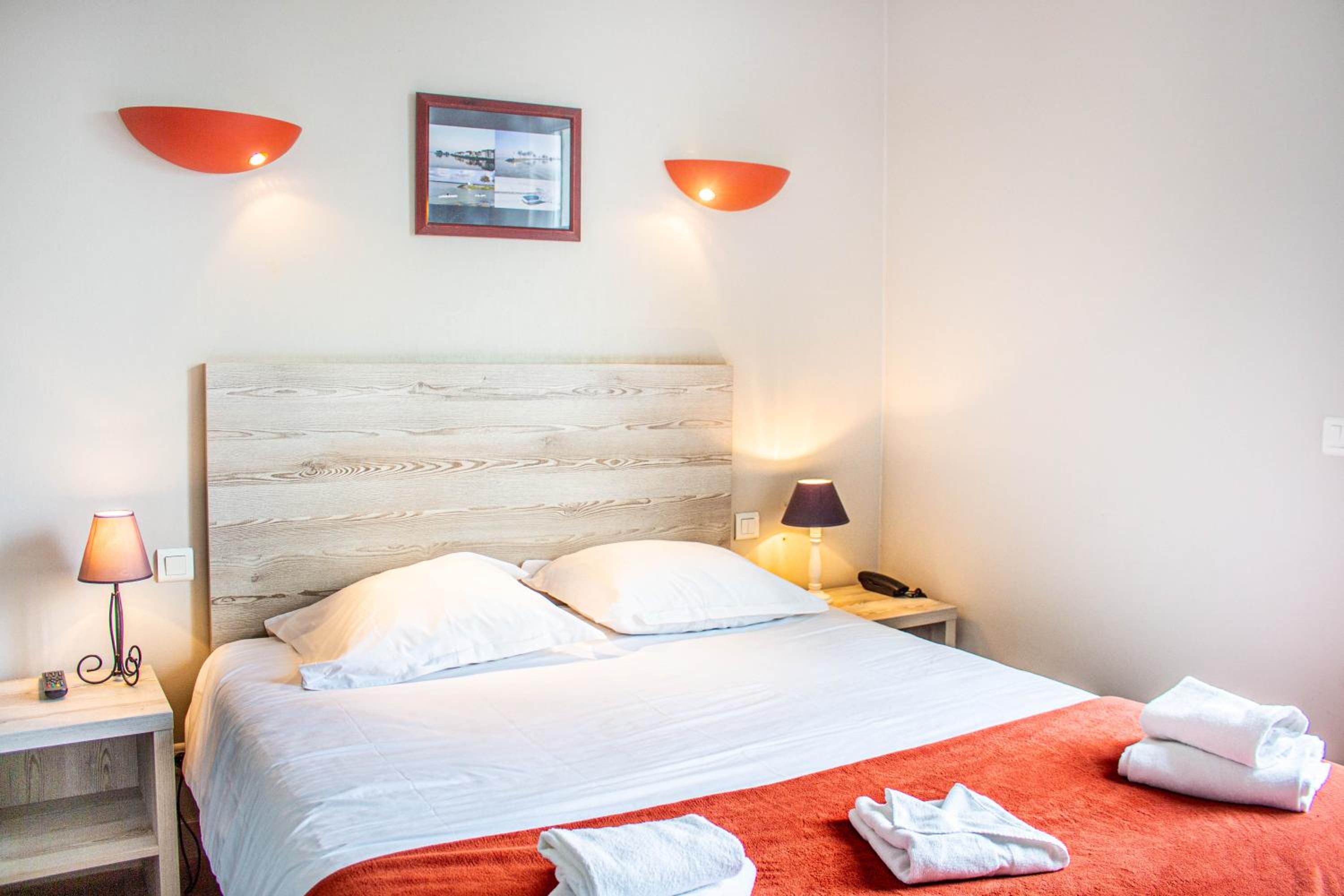 Classic, Double Bed, Bay View