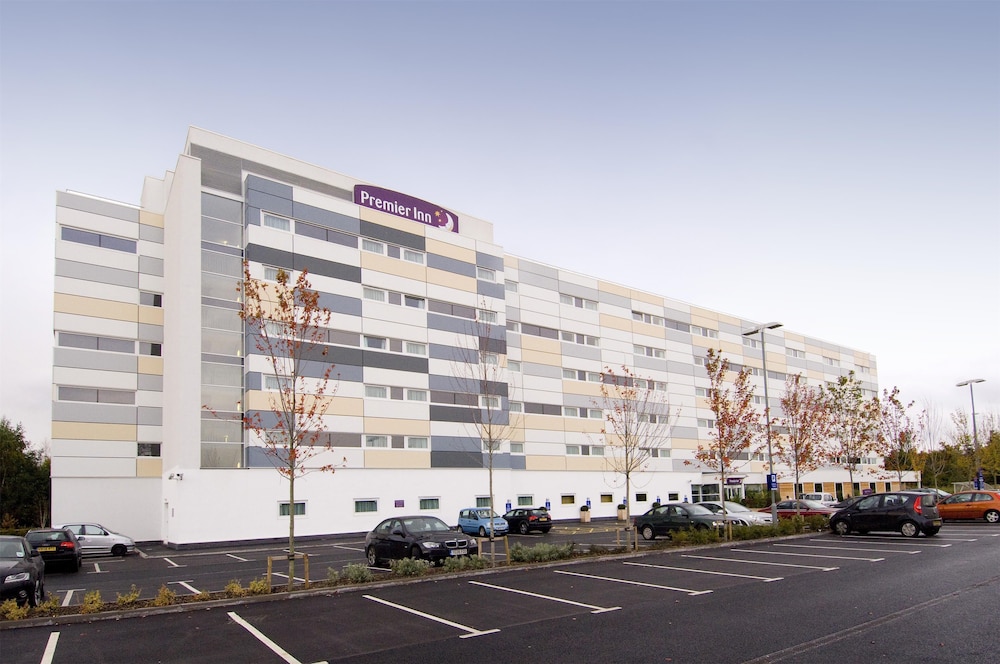 Premier Inn Manchester Airport (M56/J6) Runger Lane South Hotel 45/55