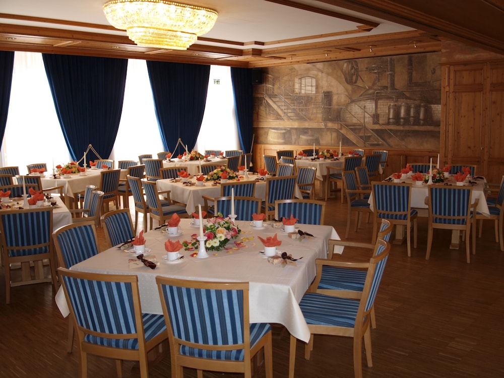 Hotel zum Erdinger Weissbrau 57/67
