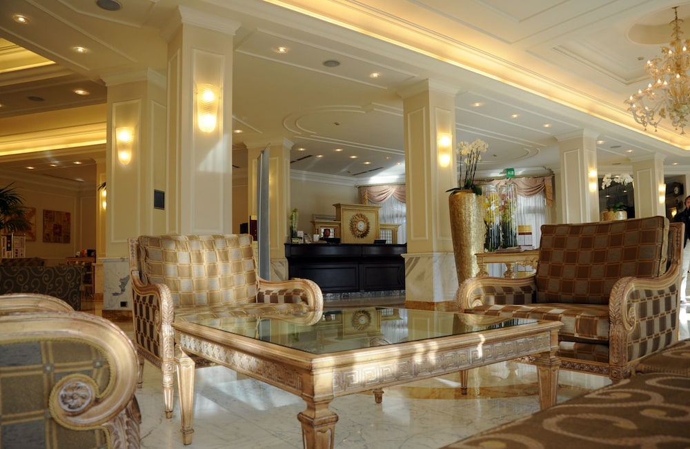 Grand Visconti Palace Hotel 55/75