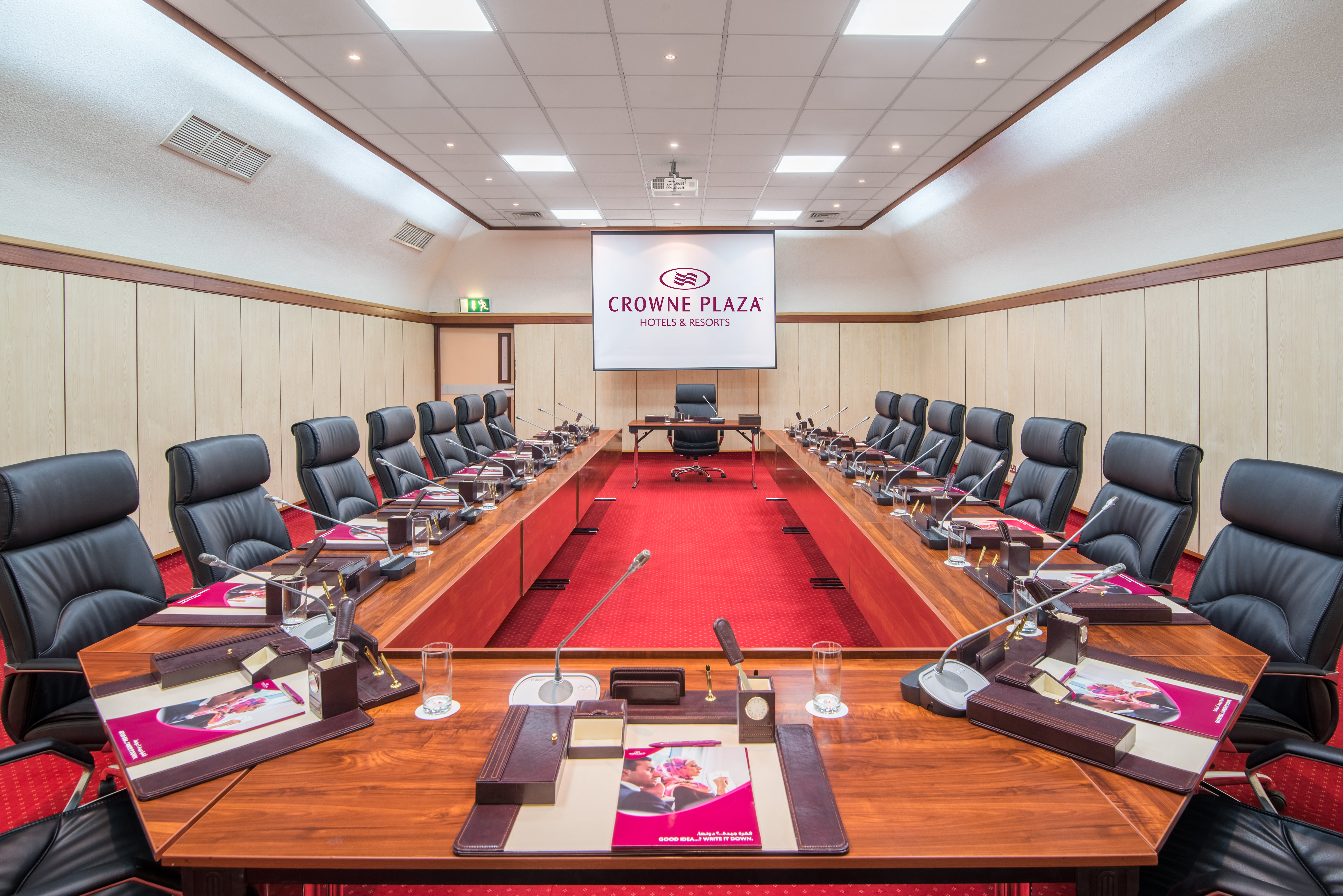 Crowne Plaza Kuwait Al Thuraya 64/79