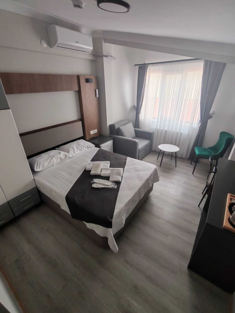 Demir Otel Restaurant 18/41