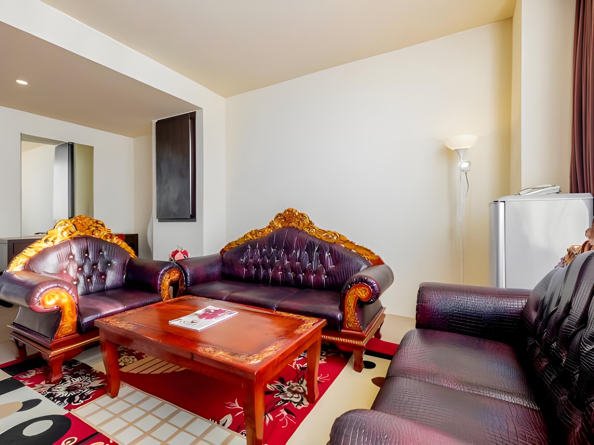 Townhouse Oak near Losari Beach formerly Lynt Hotel Makassar 23/32