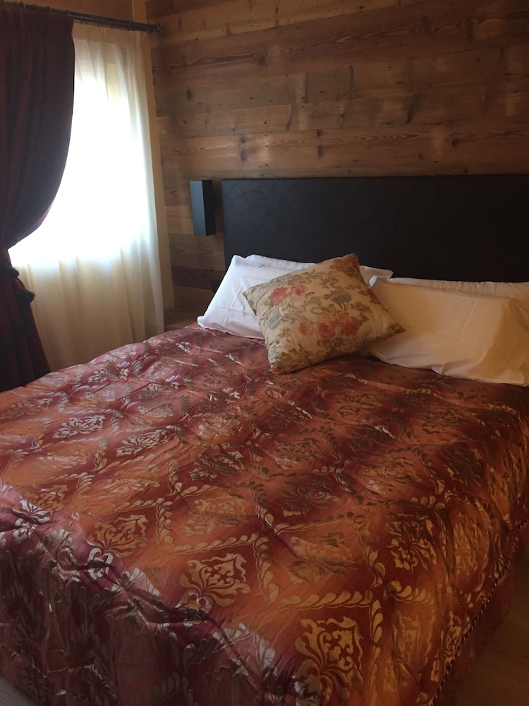Hotel Chaberton 47/50