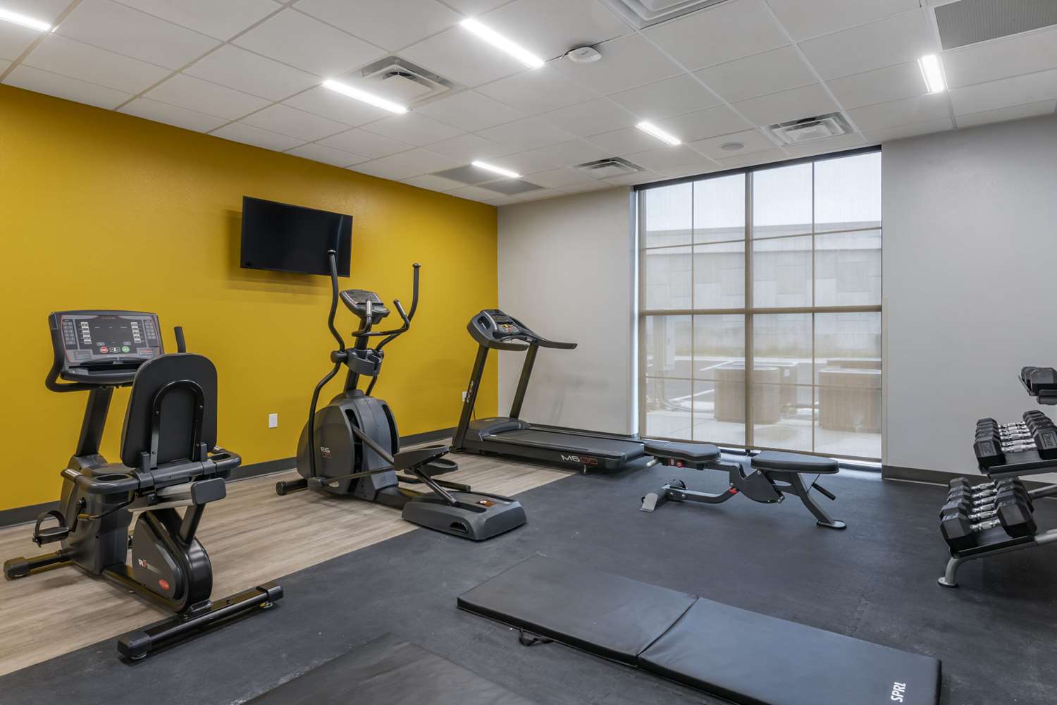 Comfort Inn & Suites Jacksonville - Orange Park Near Naval Air Station 6/15