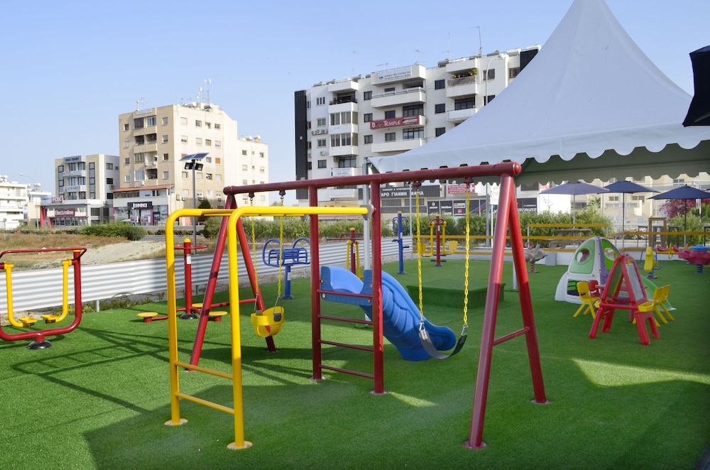 Alora Apartments 39/50