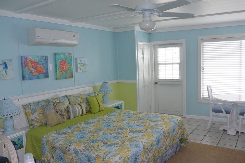 Green Turtle Club Resort Marina 5/46