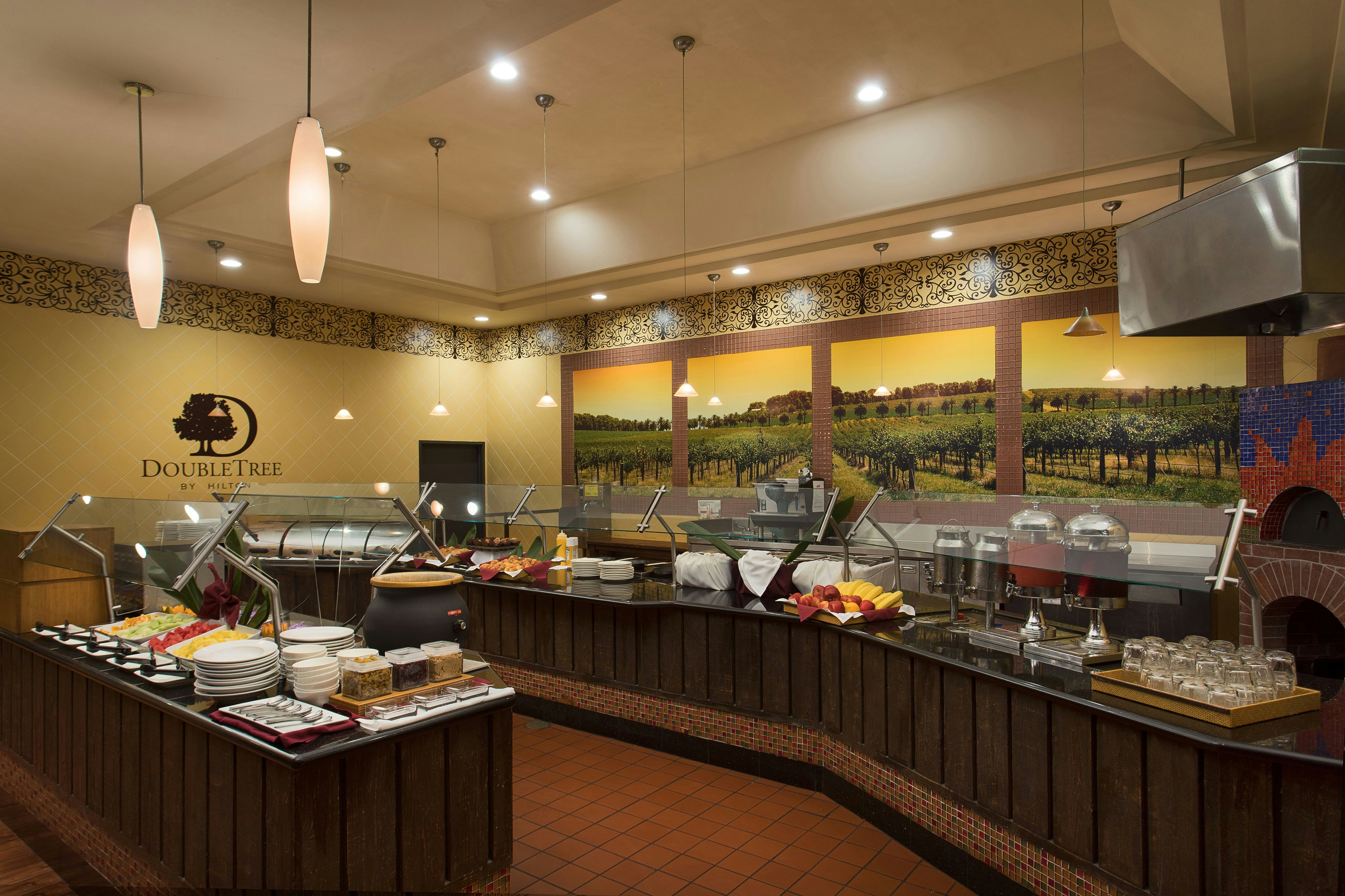 DoubleTree by Hilton Hotel Los Angeles Norwalk 16/59