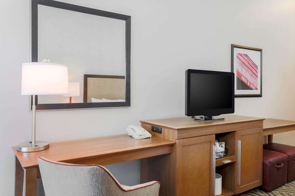 Hampton Inn Memphis Southwind 39/43