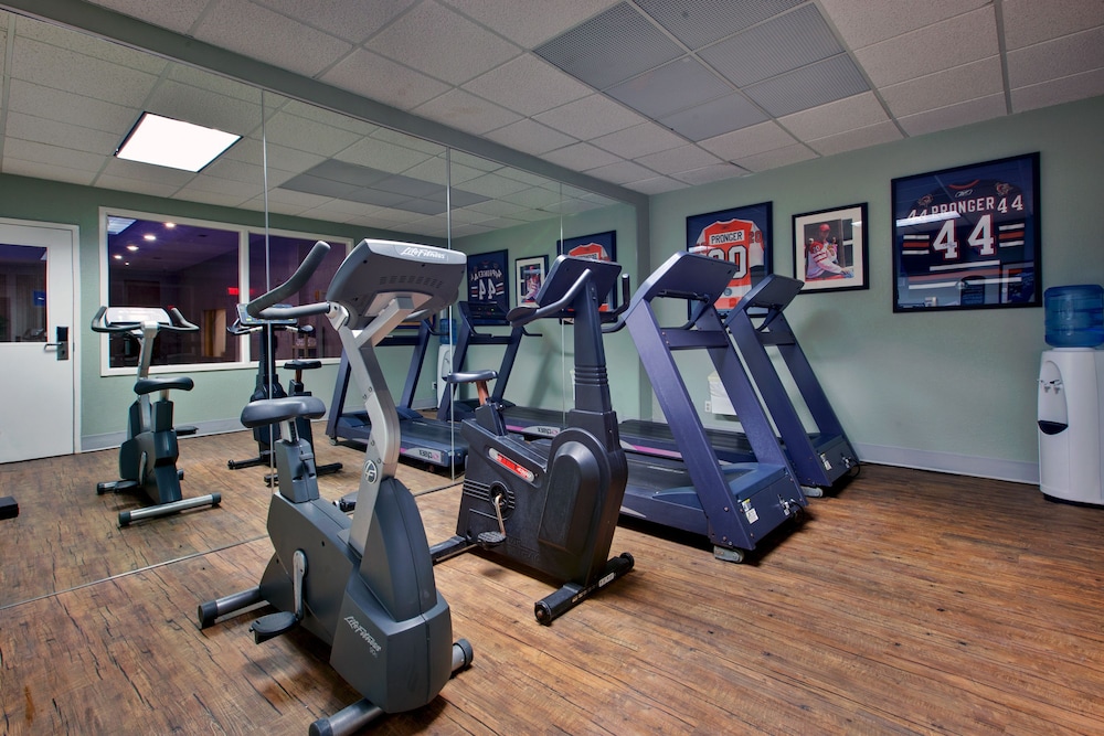 Holiday Inn Express Dryden 28/57
